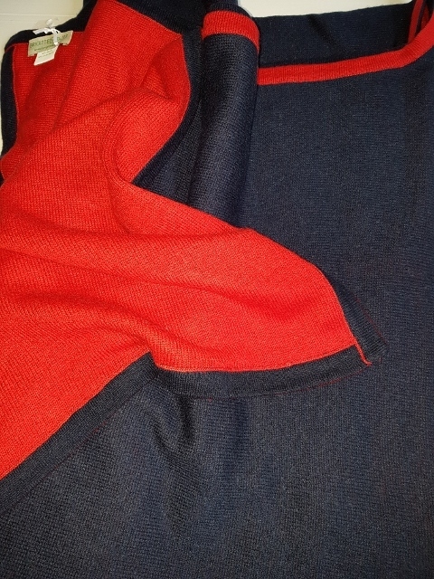 doppelseitiges Cape Cashmere/Wolle blau / rot